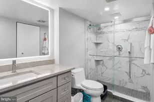 1420 Locust St, Philadelphia, PA 19102 - Photo 6
