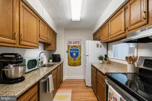 1420 Locust St, Philadelphia, PA 19102 - Photo 4