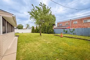 9965 Hardy Rd, Philadelphia, PA 19115 - Photo 40