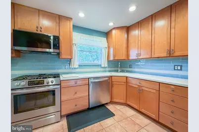 9965 Hardy Road, Philadelphia, PA 19115 - Photo 10