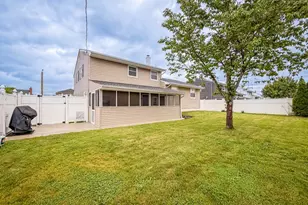 9965 Hardy Rd, Philadelphia, PA 19115 - Photo 36