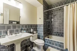 119 Catharine St, Philadelphia, PA 19147 - Photo 24
