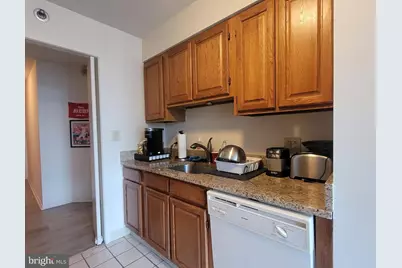 2020 Walnut Street #22H, Philadelphia, PA 19103 - Photo 6
