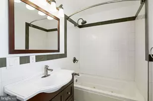 2303 Madison Square, Philadelphia, PA 19146 - Photo 22