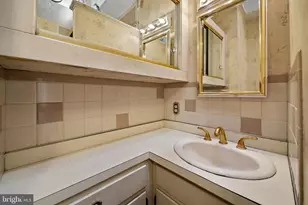 1427 S Etting St, Philadelphia, PA 19146 - Photo 16