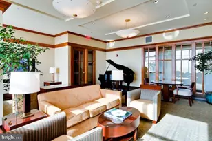 400 S Broad Street S, Philadelphia, PA 19146 - Photo 42