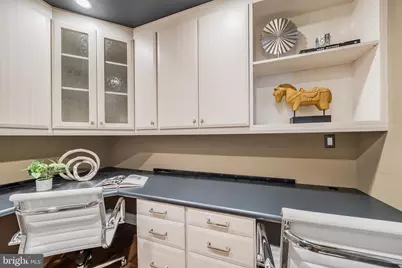 400 S Broad Street S #1906, Philadelphia, PA 19146 - Photo 32