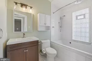 913 N Lawrence St, Philadelphia, PA 19123 - Photo 50