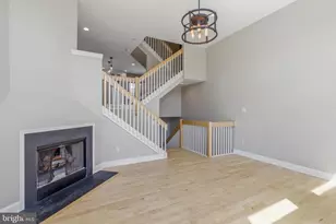913 N Lawrence St, Philadelphia, PA 19123 - Photo 10