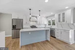 913 N Lawrence St, Philadelphia, PA 19123 - Photo 20