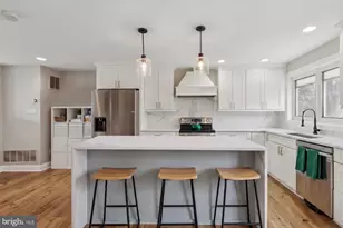 913 N Lawrence St, Philadelphia, PA 19123 - Photo 26