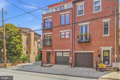 913 N Lawrence Street, Philadelphia, PA 19123 - Photo 2