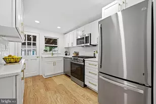 407 Conarroe St, Philadelphia, PA 19128 - Photo 2