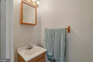 9960 Wistaria St, Philadelphia, PA 19115 - Photo 24
