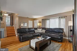 9960 Wistaria St, Philadelphia, PA 19115 - Photo 6