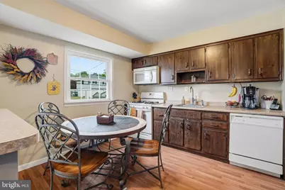 9960 Wistaria Street, Philadelphia, PA 19115 - Photo 12