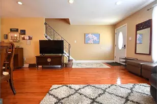8018 Chelwynde Ave, Philadelphia, PA 19153 - Photo 6