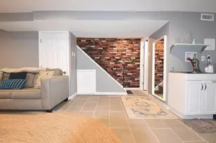 8018 Chelwynde Ave, Philadelphia, PA 19153 - Photo 14