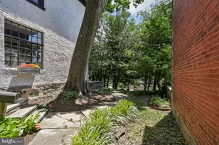135 W Mt Pleasant Ave, Philadelphia, PA 19119 - Photo 50