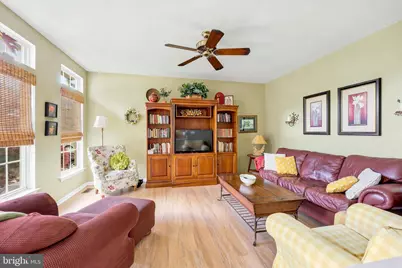 1403 Apple Blossom Way, Philadelphia, PA 19111 - Photo 4