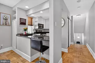 1714 Wallace St, Philadelphia, PA 19130 - Photo 8