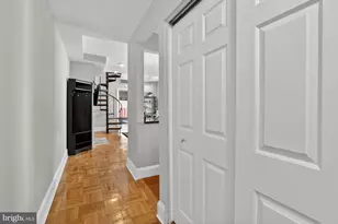 1714 Wallace St, Philadelphia, PA 19130 - Photo 4