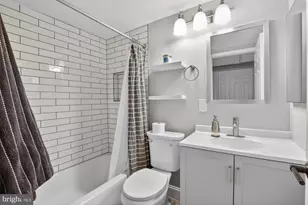 1714 Wallace St, Philadelphia, PA 19130 - Photo 14