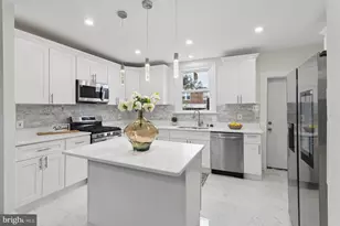 817 Passmore St, Philadelphia, PA 19111 - Photo 4