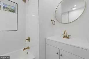 5011 Beaumont Ave, Philadelphia, PA 19143 - Photo 16