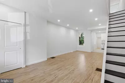 5011 Beaumont Avenue, Philadelphia, PA 19143 - Photo 2