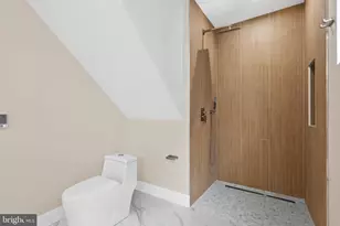 1031 S Fairhill St, Philadelphia, PA 19147 - Photo 18