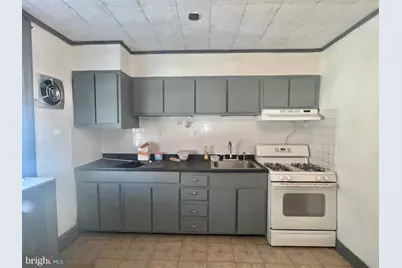559 E Cheltenham Avenue, Philadelphia, PA 19120 - Photo 6