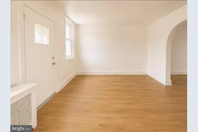 559 E Cheltenham Avenue, Philadelphia, PA 19120 - Photo 2
