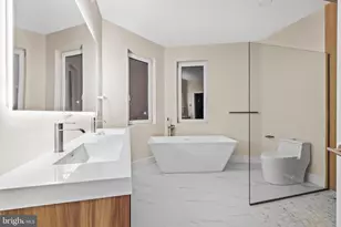 2440 E Harold St, Philadelphia, PA 19125 - Photo 6