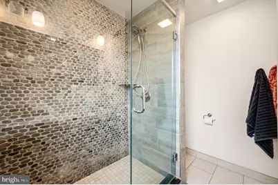 1014 S Bouvier Street, Philadelphia, PA 19146 - Photo 14