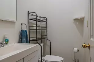 426 S 44th St, Philadelphia, PA 19104 - Photo 6