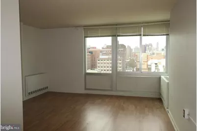 604 S Washington Square #918, Philadelphia, PA 19106 - Photo 1
