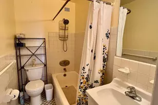 2601 Pennsylvania Ave, Philadelphia, PA 19130 - Photo 12