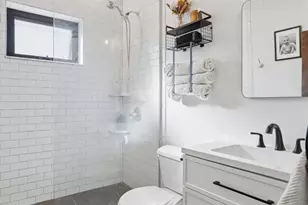 8128 Hennig St, Philadelphia, PA 19111 - Photo 22