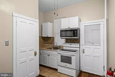 1241 W Silver Street, Philadelphia, PA 19133 - Photo 12