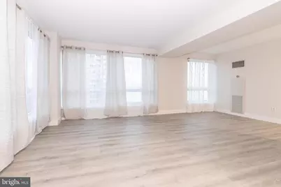 901 N Penn Street #P906, Philadelphia, PA 19123 - Photo 4