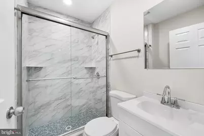 2309 Green Street #3F, Philadelphia, PA 19130 - Photo 10
