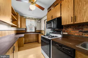 1845 Stanwood St, Philadelphia, PA 19152 - Photo 10