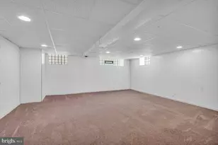 8104 Lexington Ave, Philadelphia, PA 19152 - Photo 28