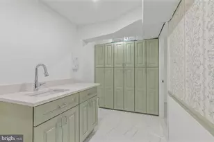 207 Delancey St, Philadelphia, PA 19106 - Photo 34