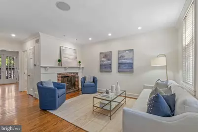 207 Delancey Street, Philadelphia, PA 19106 - Photo 4