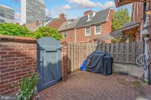 207 Delancey St, Philadelphia, PA 19106 - Photo 12