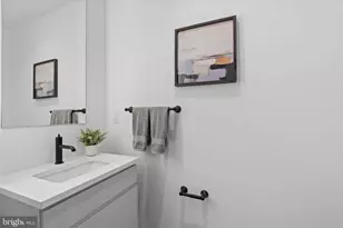 654 Fairmount Ave, Philadelphia, PA 19123 - Photo 10
