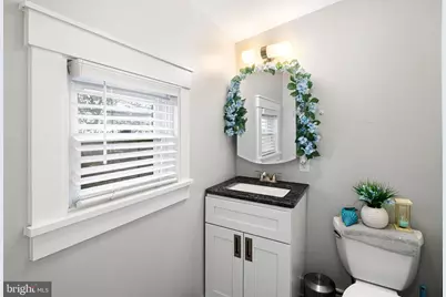 1540 S Lecount, Philadelphia, PA 19146 - Photo 6