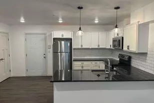 6649 Ridge Ave, Philadelphia, PA 19128 - Photo 2